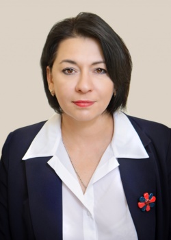 Икауниекс Елена Викторовна - Член комиссии по вопросам развития и поддержки некоммерческих организаций Общественной палаты Калужской области