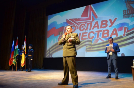 Александр Погудин встретился с малоярославецкой молодежью