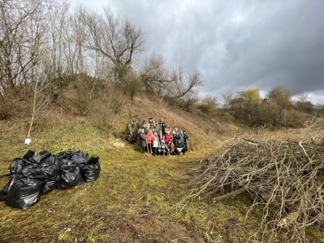 Ко Дню Народного единства в Перемышле состоялся массовый субботник по расчистке Пушкарского оврага