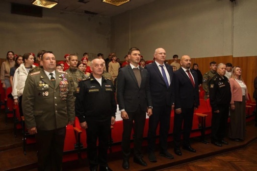Александр Погудин организовал региональную военно-патриотическую игру "Морской бой" для калужских юнармейцев