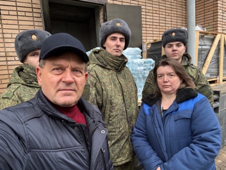 Новогодние сладости для защитников Отечества доставлены в ведущий военный госпиталь страны