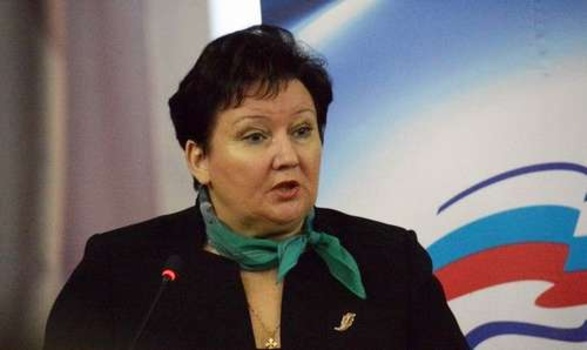 Председатель Общественной палаты Галина Донченкова отвечала на вопросы в прямом эфире областного радио .