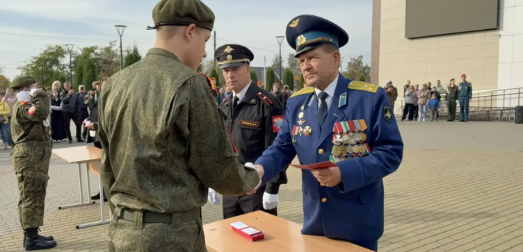 В Перемышльском техникуме эксплуатации транспорта состоялась церемония принятия кадетской присяги