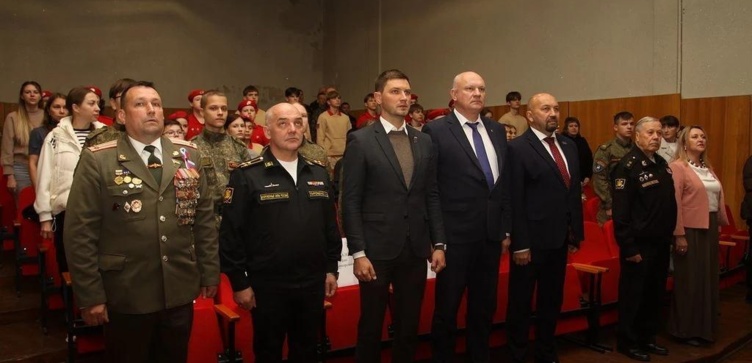 Александр Погудин организовал региональную военно-патриотическую игру "Морской бой" для калужских юнармейцев