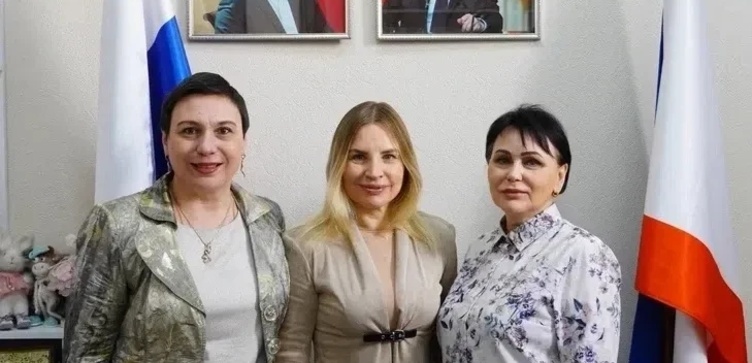 Двусторонний диалог: Оксана Копылова представила Калужскую область на встрече с коллегами из Крыма