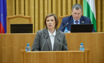 Оксана Милованова поддержала предложение Губернатора о присвоении звания «Почётный гражданин Калужской области» Юрию Зельникову